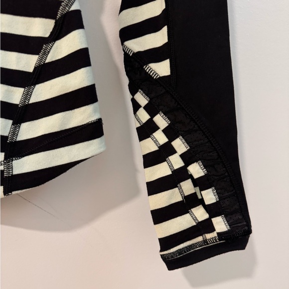 EUC Lululemon Striped Mint and Black long sleeve top - Picture 8 of 9